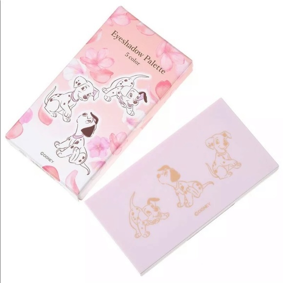 Witch’s Pouch Other - NEW Disney 101 Dalmatians Eye Shadow Mini Kit